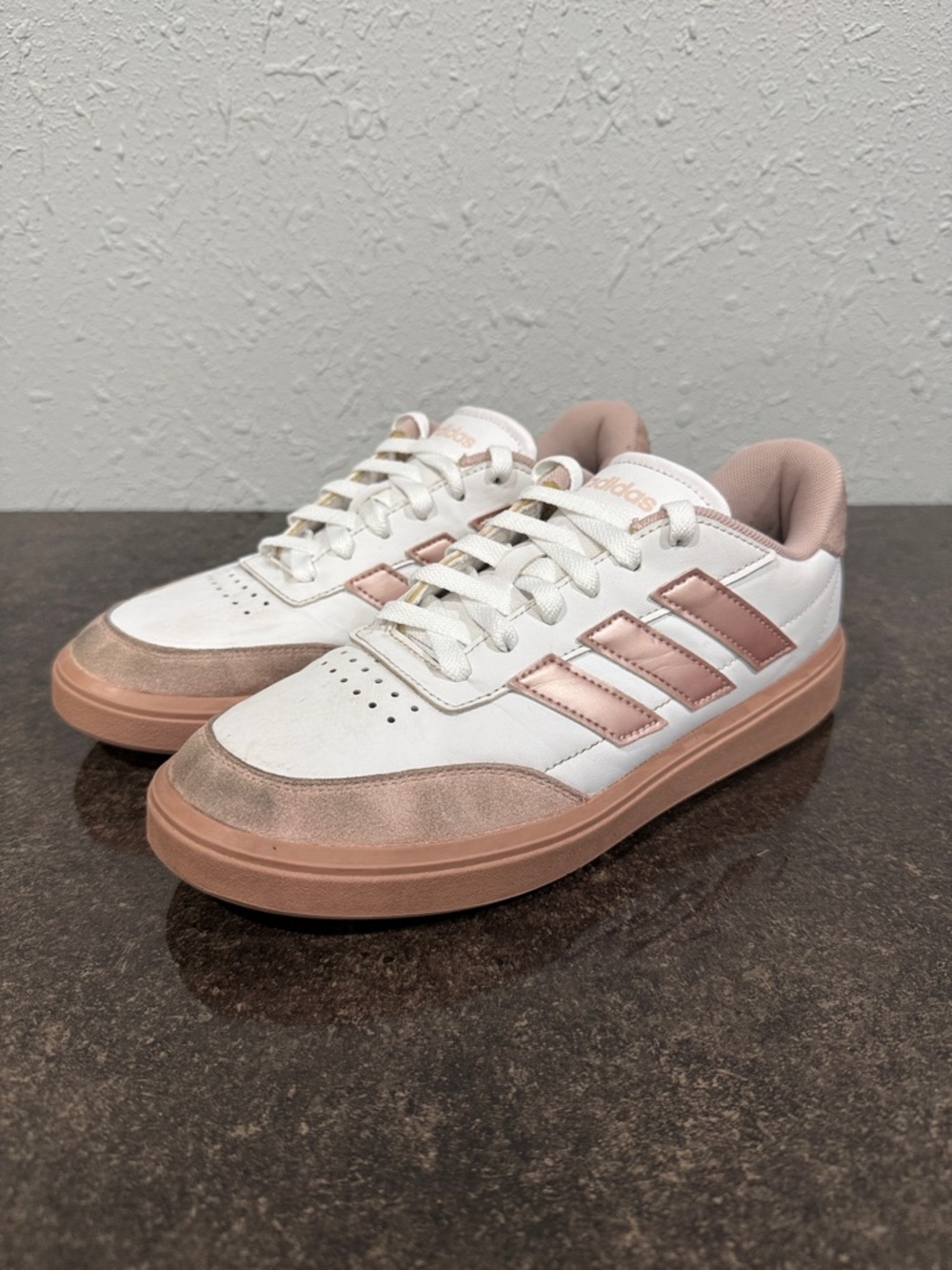 Adidas Courtblock J White Sandy Pink Sneakers Size 6
